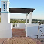 게스트하우스 Quinta Da Fonte Em 4*